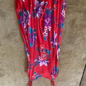 Red with floral print Old Navy sun dress